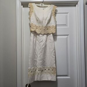 VTG Joseph Magnin Womens Two-Piece Sleeveless Winter White Lace Trim Dress‎ XS